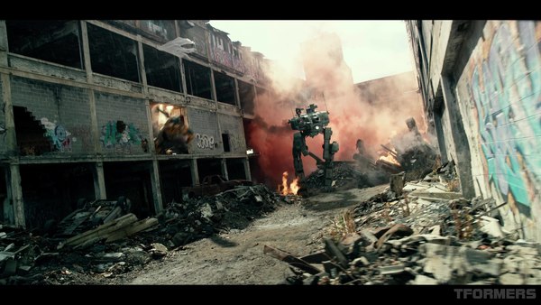 Transformers The Last Knight International Trailer 4K Screencap Gallery 054 (54 of 431)